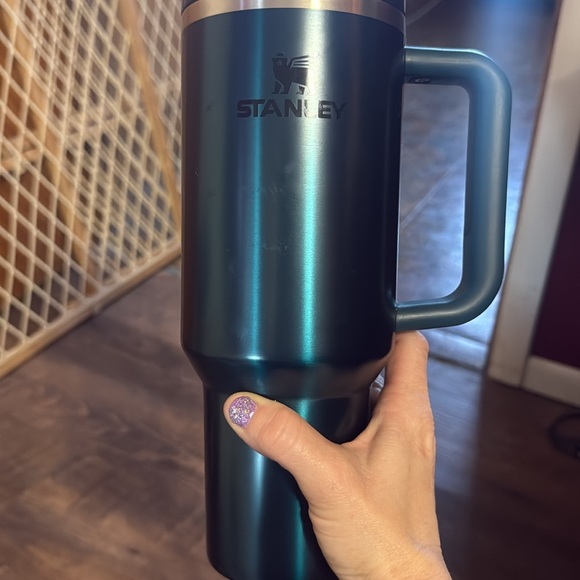 2 Stanley’s - Picture 3 of 7